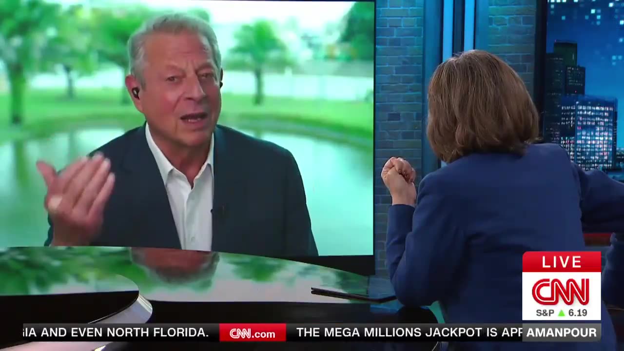 Al Gore Donald Trump is a little bit like King Canute