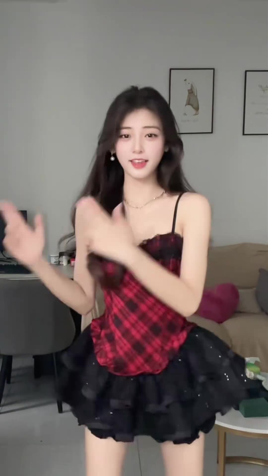 Flowing Obsidian black Short Skirt Lively Twerk | Daily Beauty EP 1285