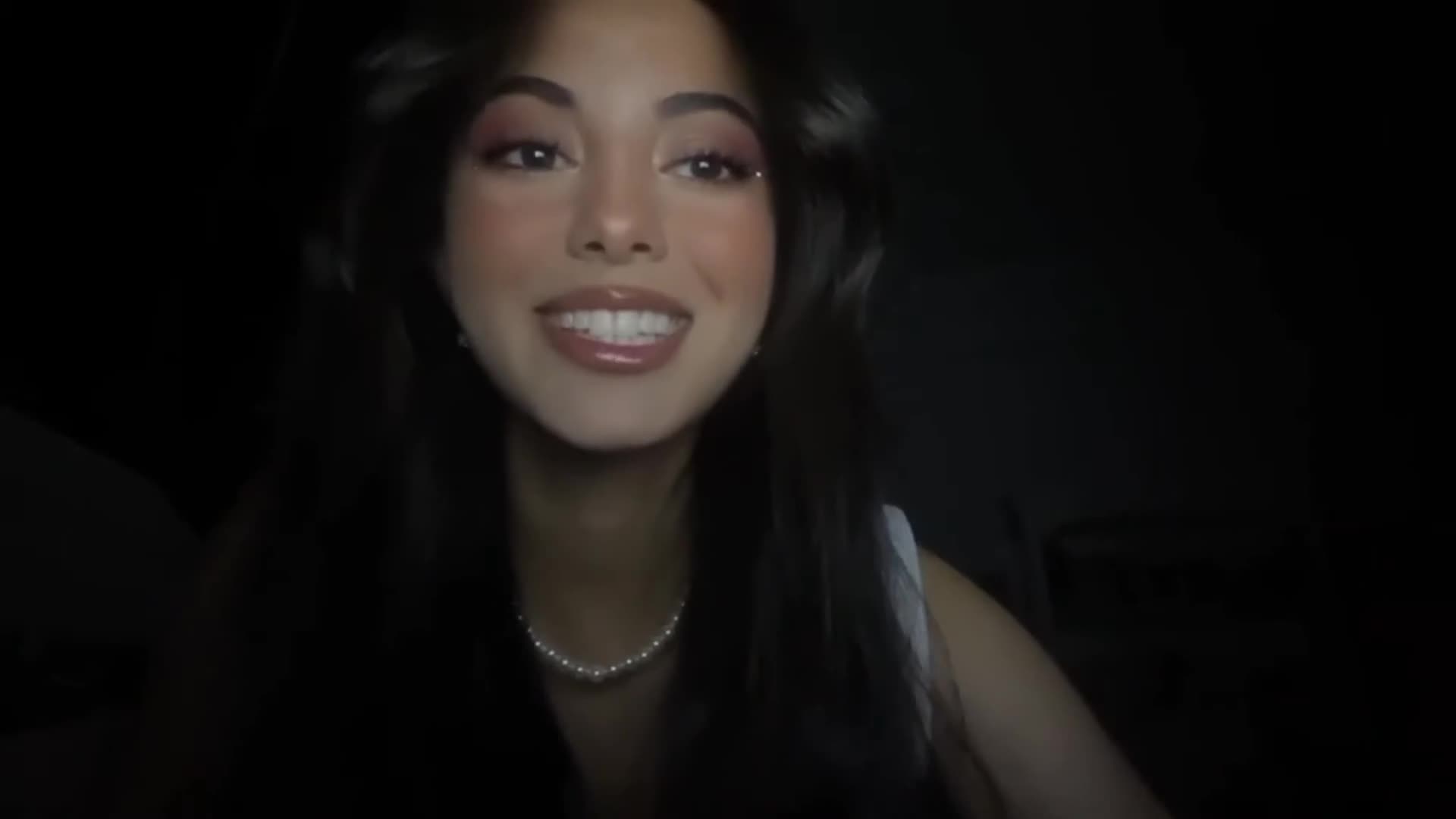 Cutest Most Beautiful Girls on the Internet