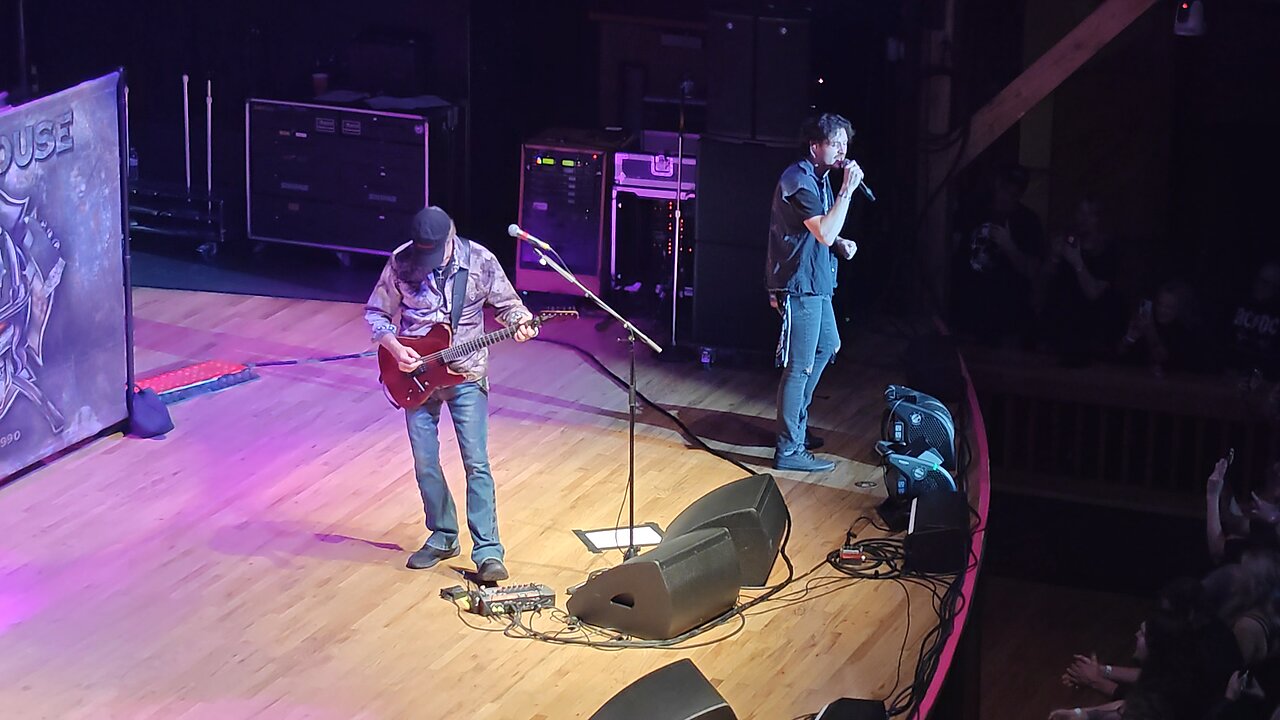Firehouse - When I Look Into Your Eyes - Penns Peak, Jim Thorpe, PA 11/1/2025