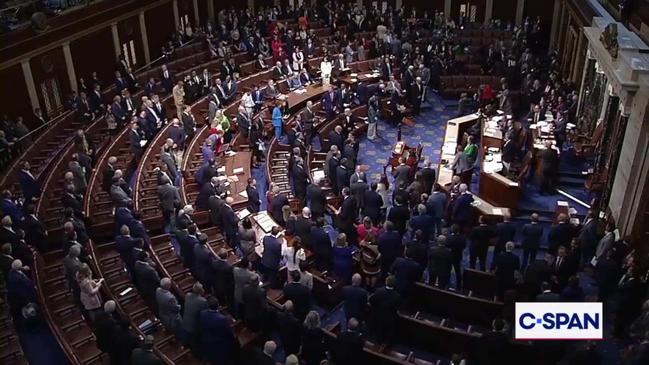 Speaker Johnson Leads House in Prayer for Charlie Kirk 🙏