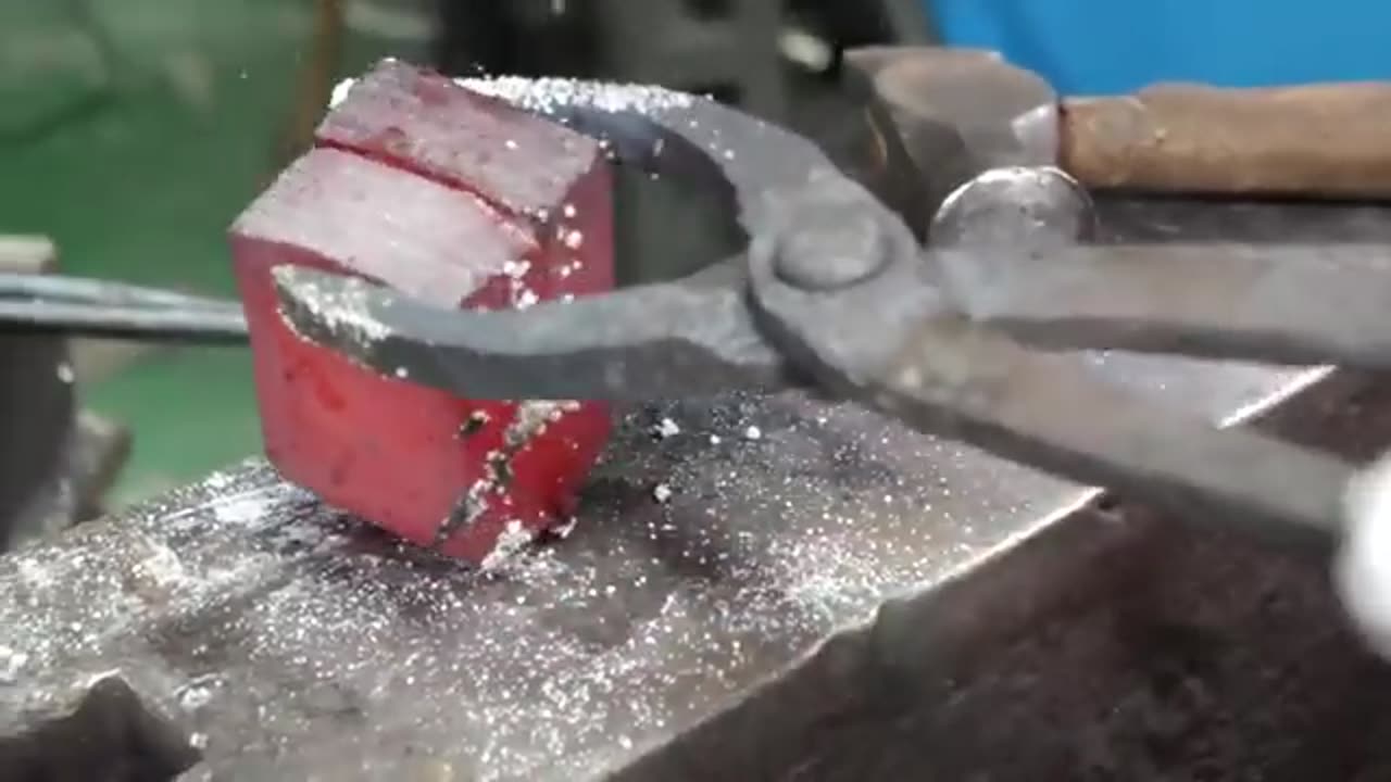 Koreas best handmade knife master. Knife making process