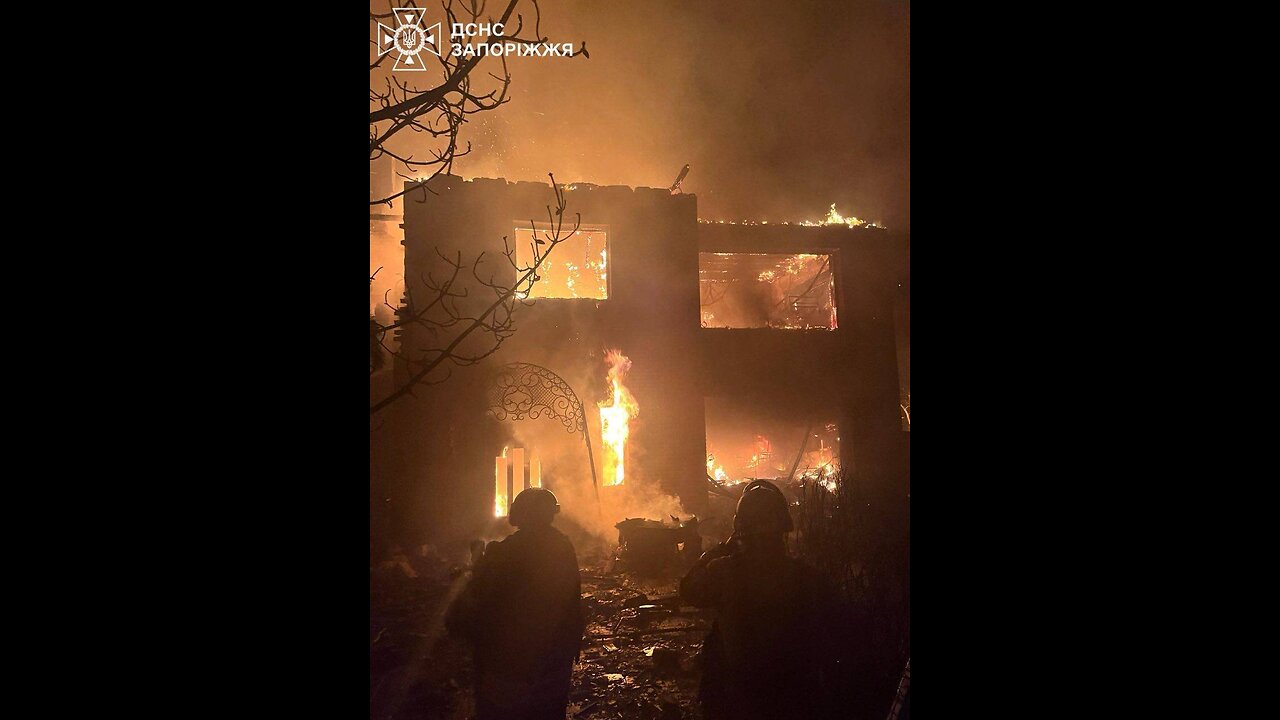 π€¬ Russians attacked Zaporizhzhia with UAVs at night.