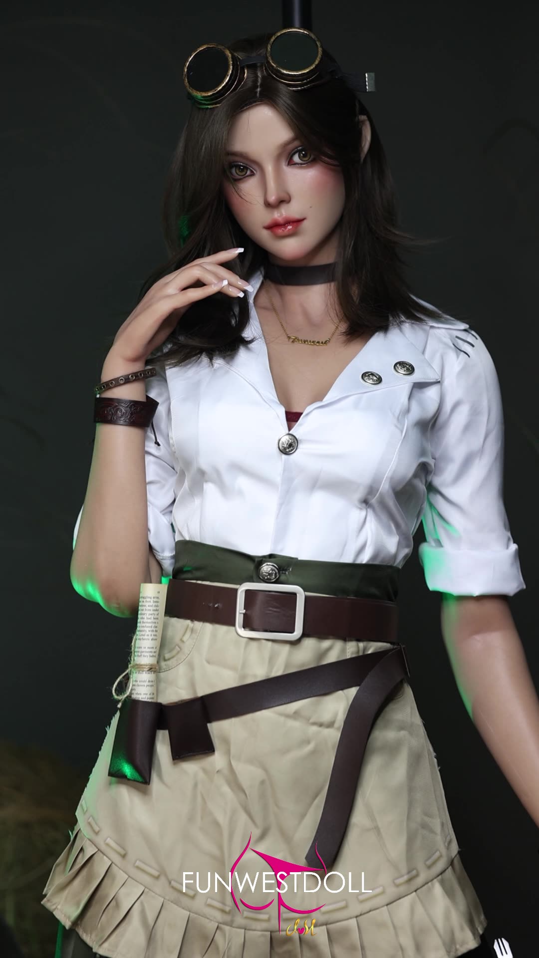Lexie – 5’6″ | 168cm Sex Doll