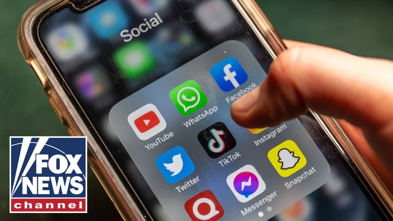 Doctor reveals how social media detox can recenter the brain
