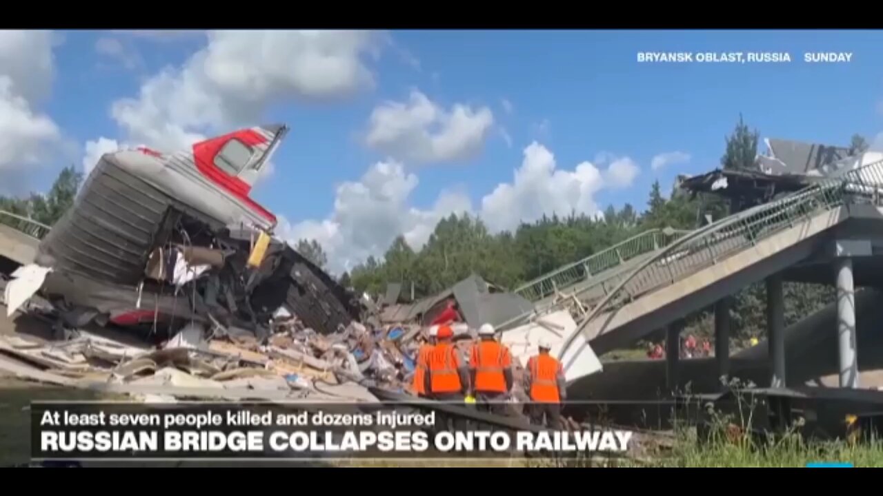 At least seven people killed after explosions collapse two bridges near Russias Ukraine border