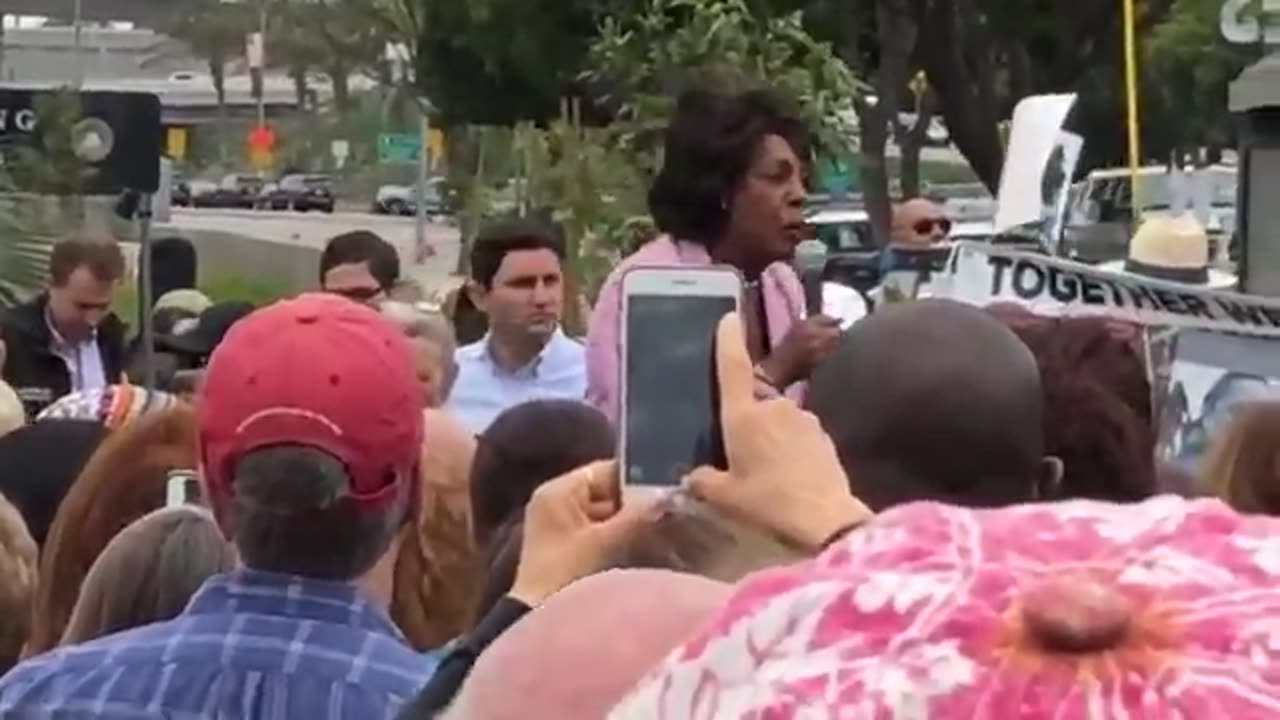 🟢 Montage of Democrats Calling For VIOLENCE!