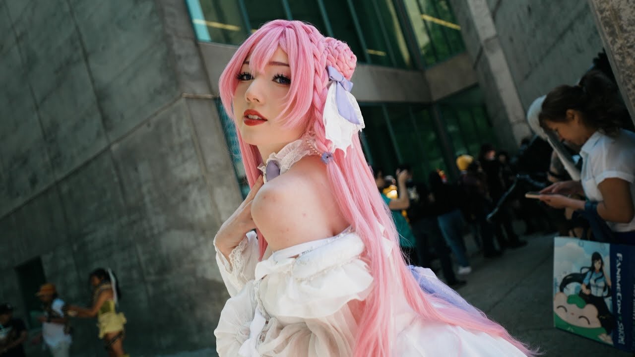 Beautiful Cosplayers at FanimeCon - Cosplay Highlights
