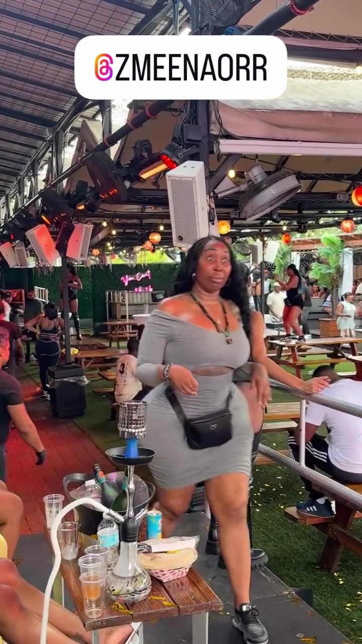 Zmeena at Brunch