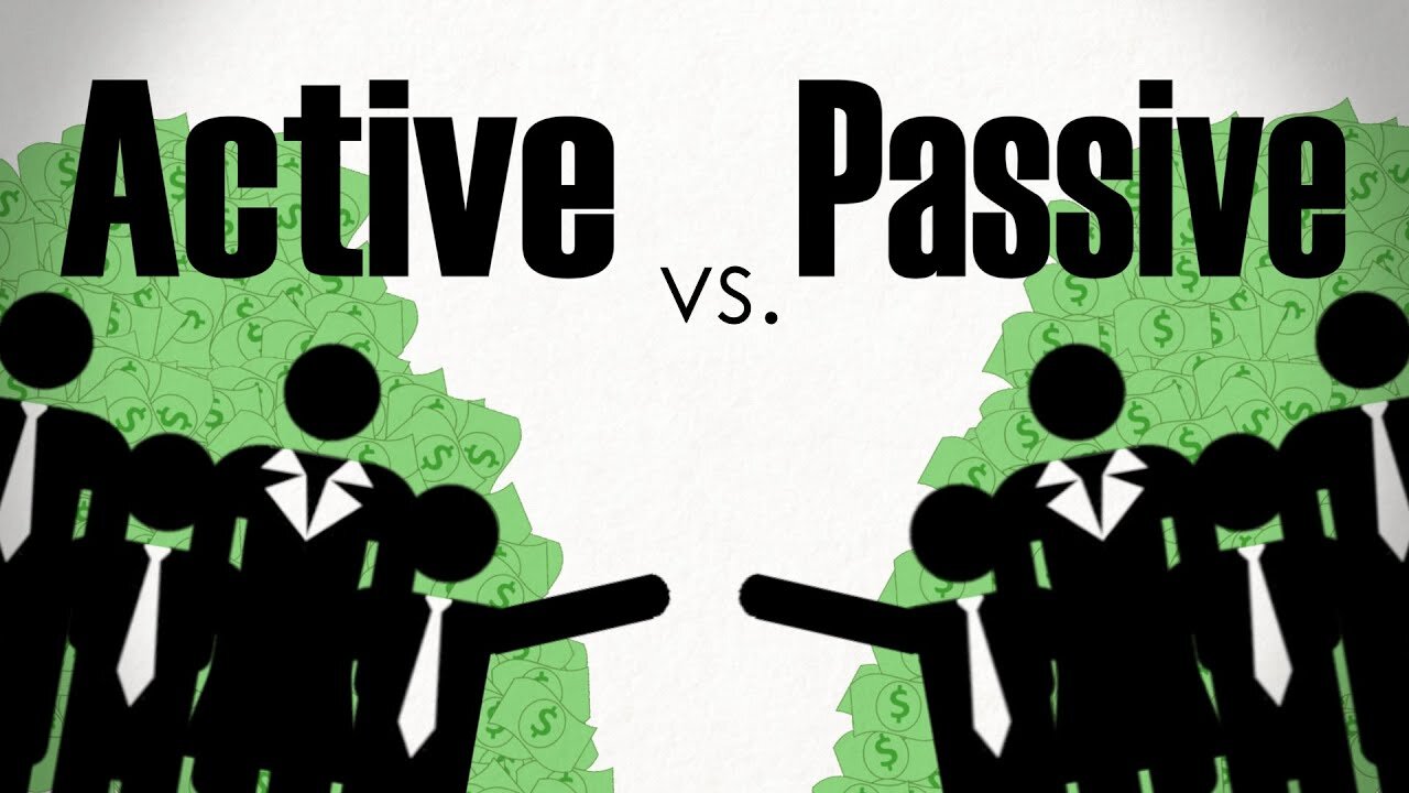 Active vs Passive Investing 💼📉 | Which Strategy Builds More Wealth? 🔍
