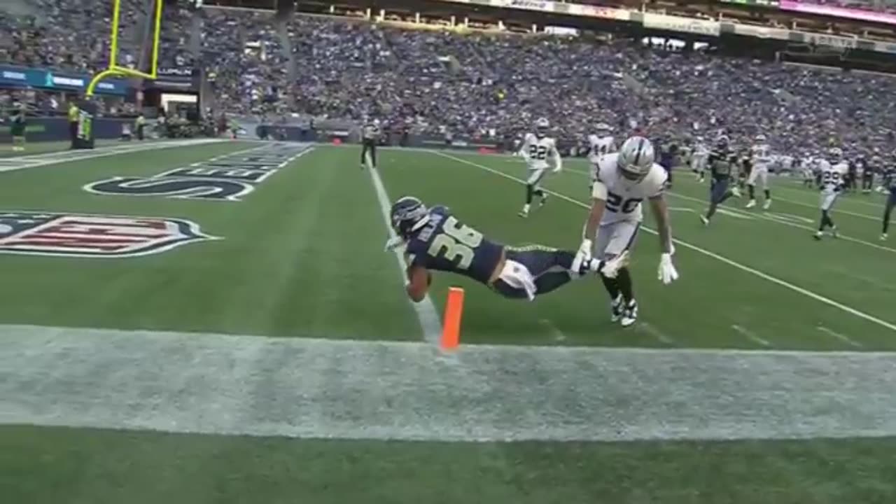 US Sports Football Feat. Las Vegas Raiders vs. Seattle Seahawks Game Highlights
