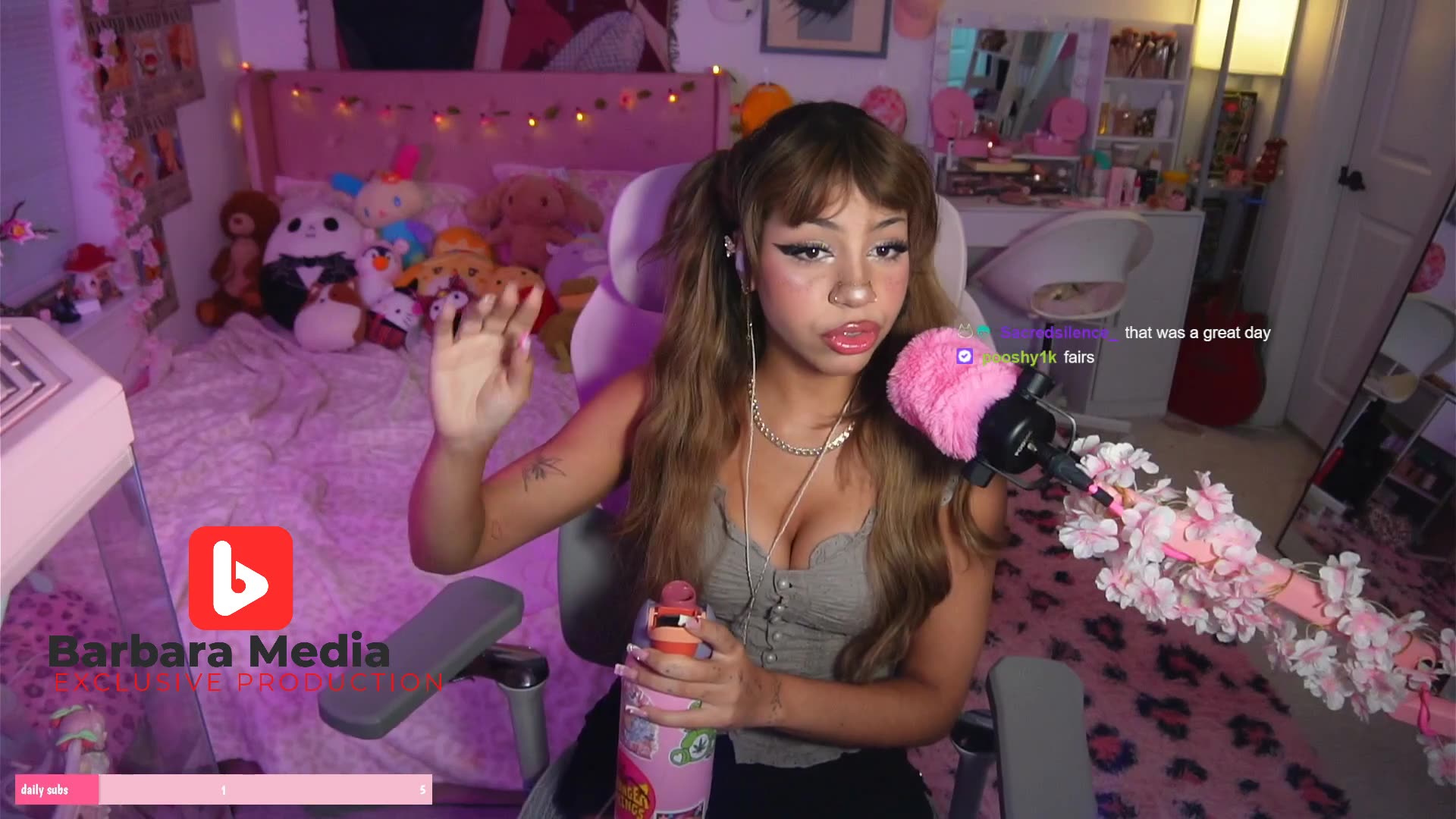 .twitch-nyanody a (2)