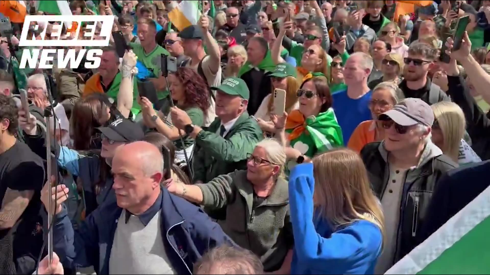 RAW: 10k+ Irish rise up against mass immigration in Dublin, Ezra Levant reports live on the ground