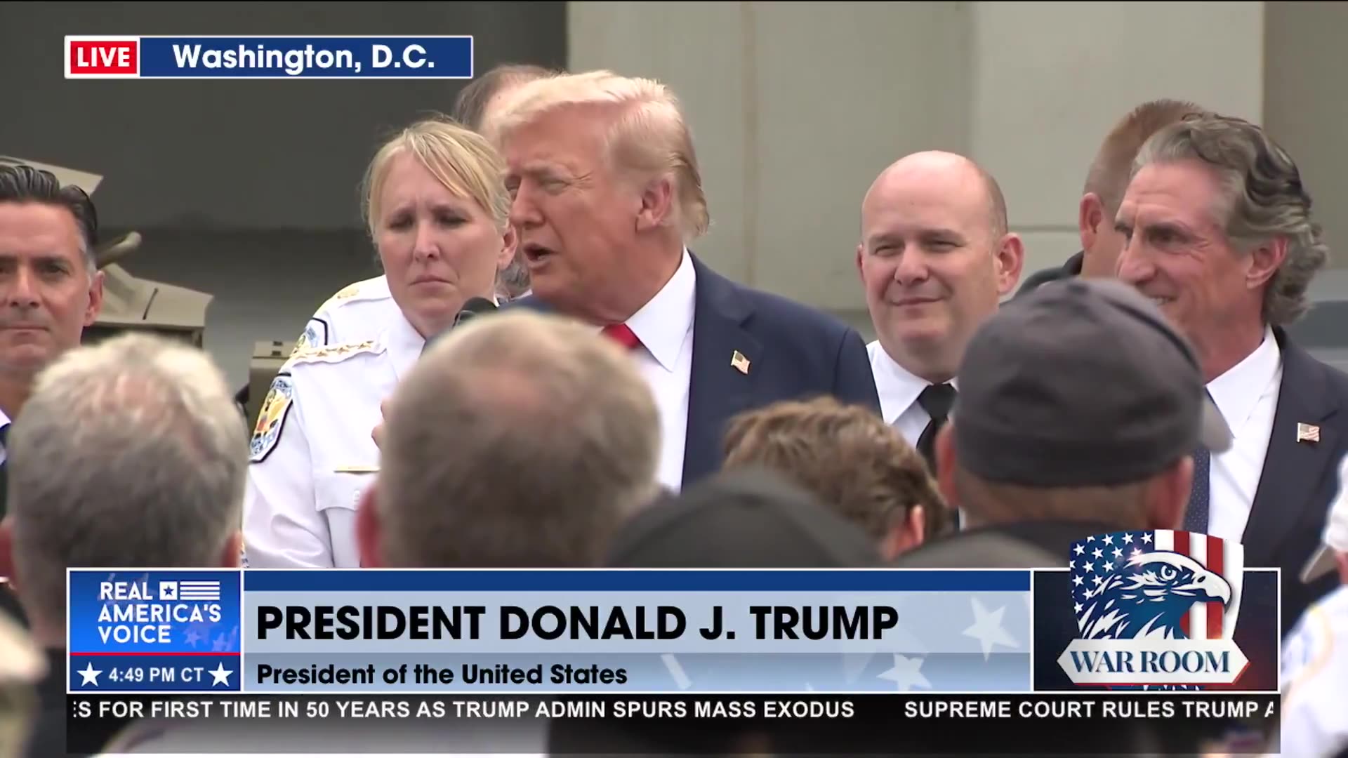 PRESIDENT TRUMP BROUGHT BURGERS FROM THE WHITE HOUSE