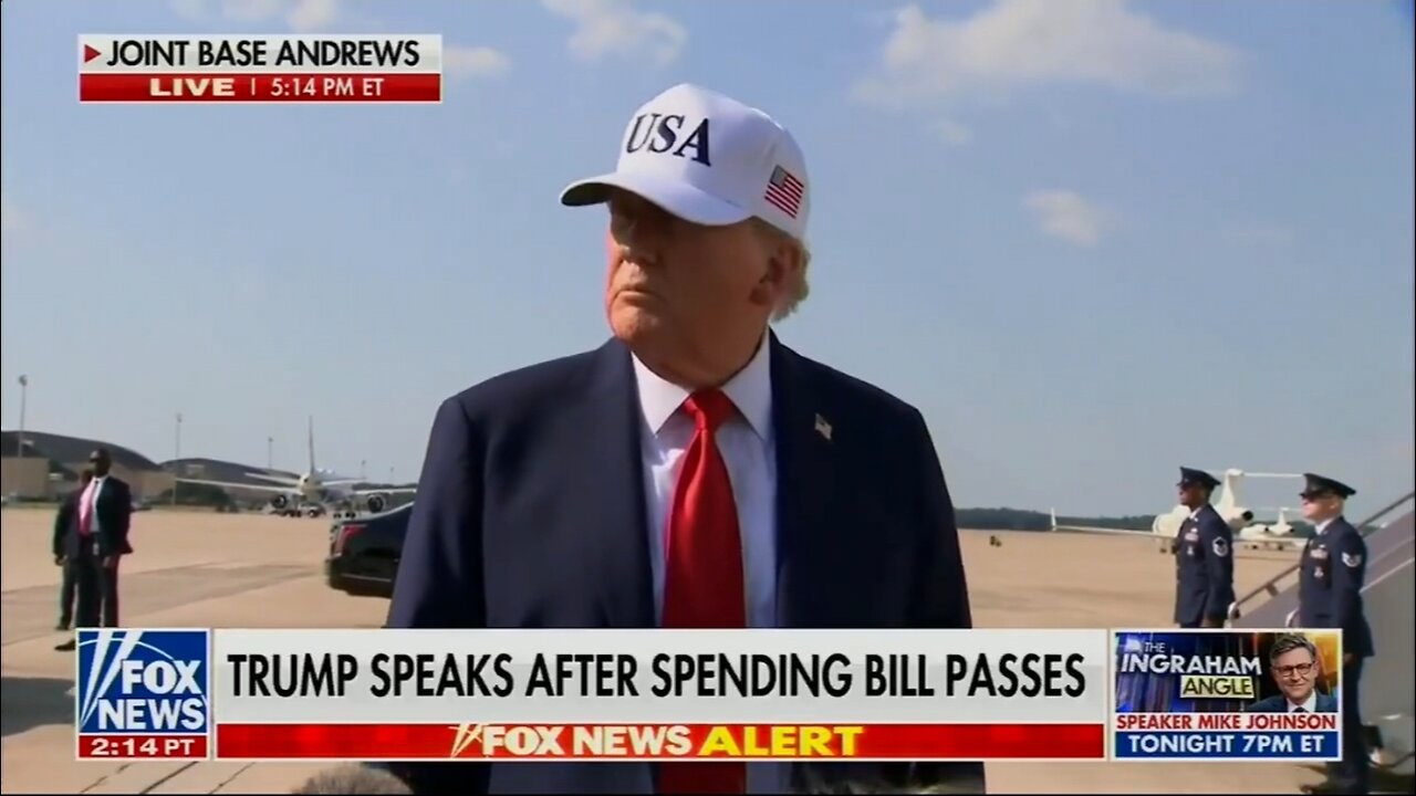 E Trump_We continue to supply weapons to Ukraine We are working with them to try to help the.mp4