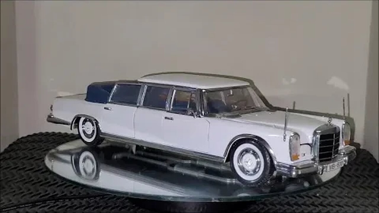 1:18 Diecast Model Cars - 1966 Mercedes Benz 600 Pullmann Laudaulet Limousine