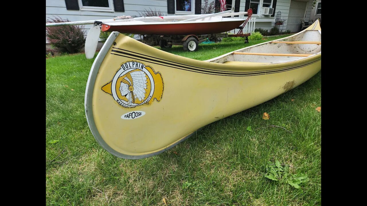 1970s Dolphin Papoose Canoe