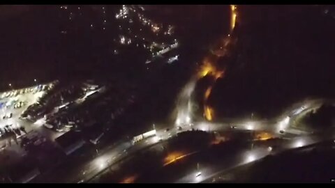 Video DROONIGA esimesed pikemad lennu meetrid õhtu pimeduses LIVE koopia