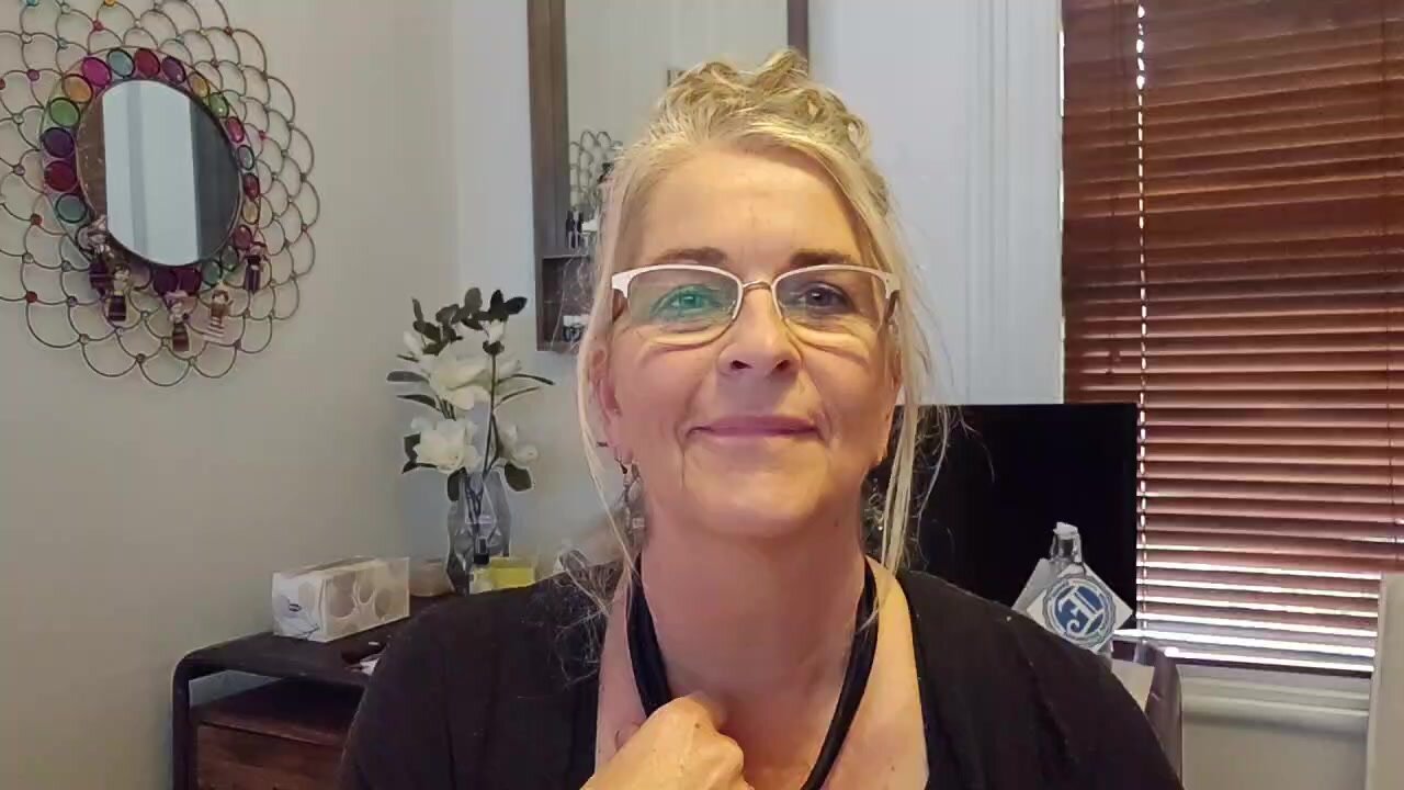Wellness Beyond Autoimmune ... Zoes Story