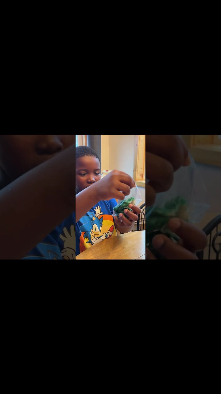 Homemade playdough! Recipe in description! #HomeFreeAlaska #Shorts #Alaska #PlayDough
