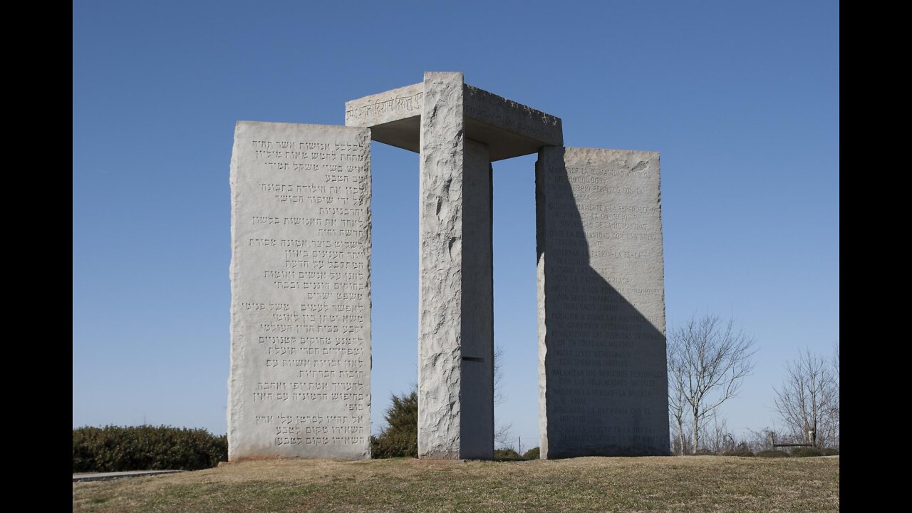 Georgia Guidestones - Kamienne Stonehenge Ameryki - ZNISZCZONE