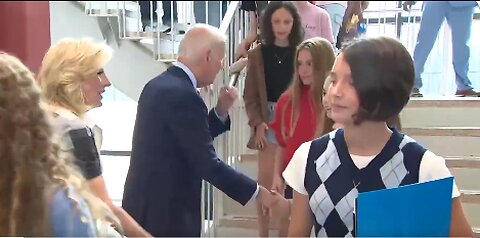 Student Completely Ignores Joe and Jill Biden Giving Handshakes