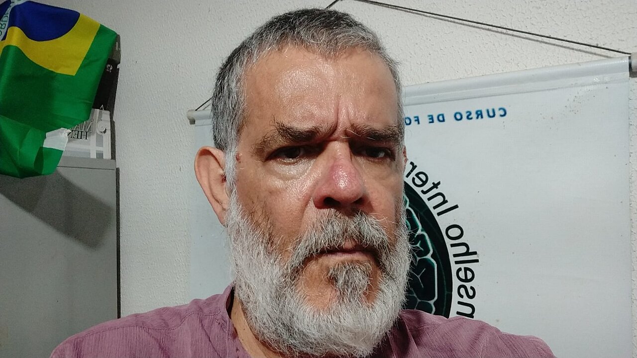 Louvar a Deus