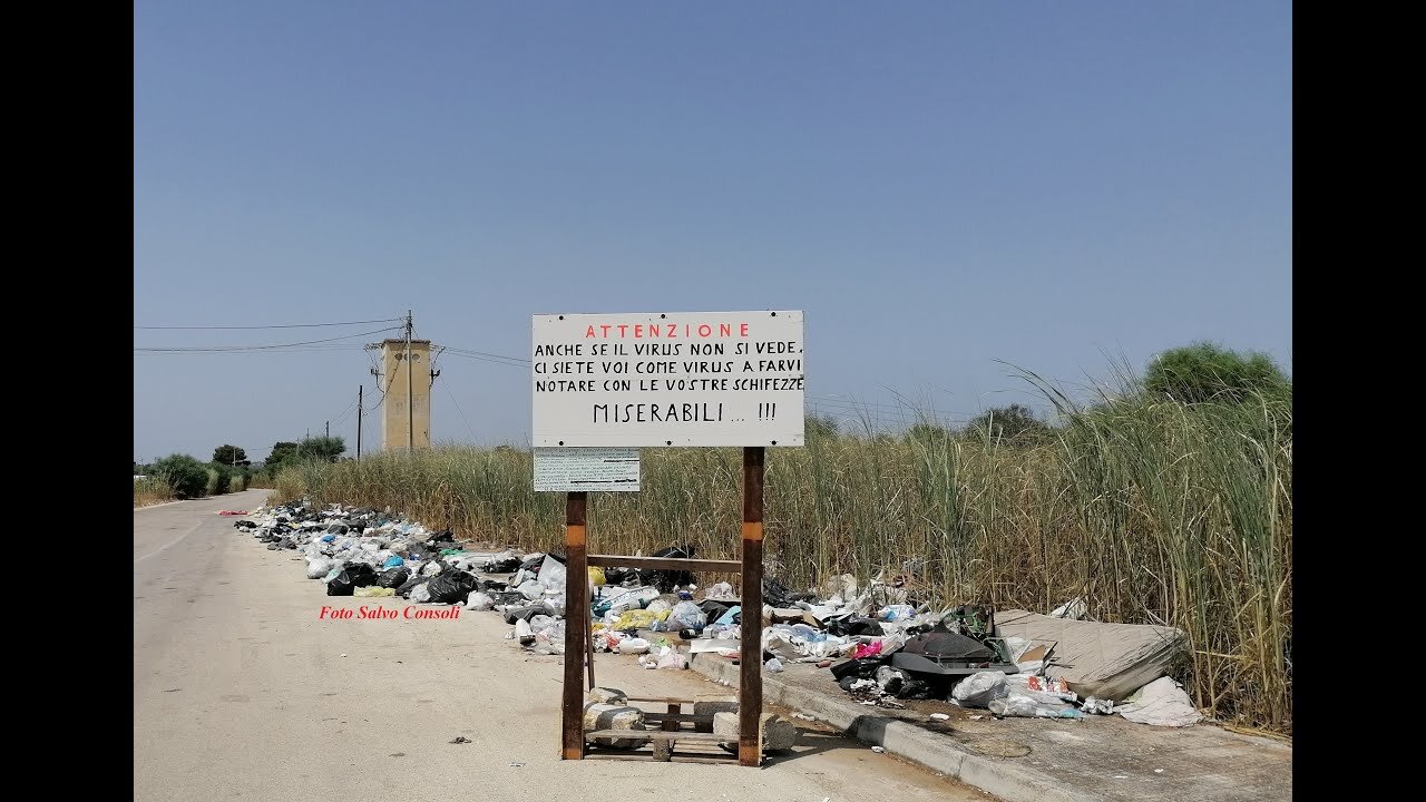 Sicilia SpazzaTour 2021,Sud Italia quanto pattume cè che sono messi peggio di loro e i netturbini lavorano...altro che Napoli...qui è la gente che fa proprio schifo oltre le amministrazioni corrotte e le ecomafie logico