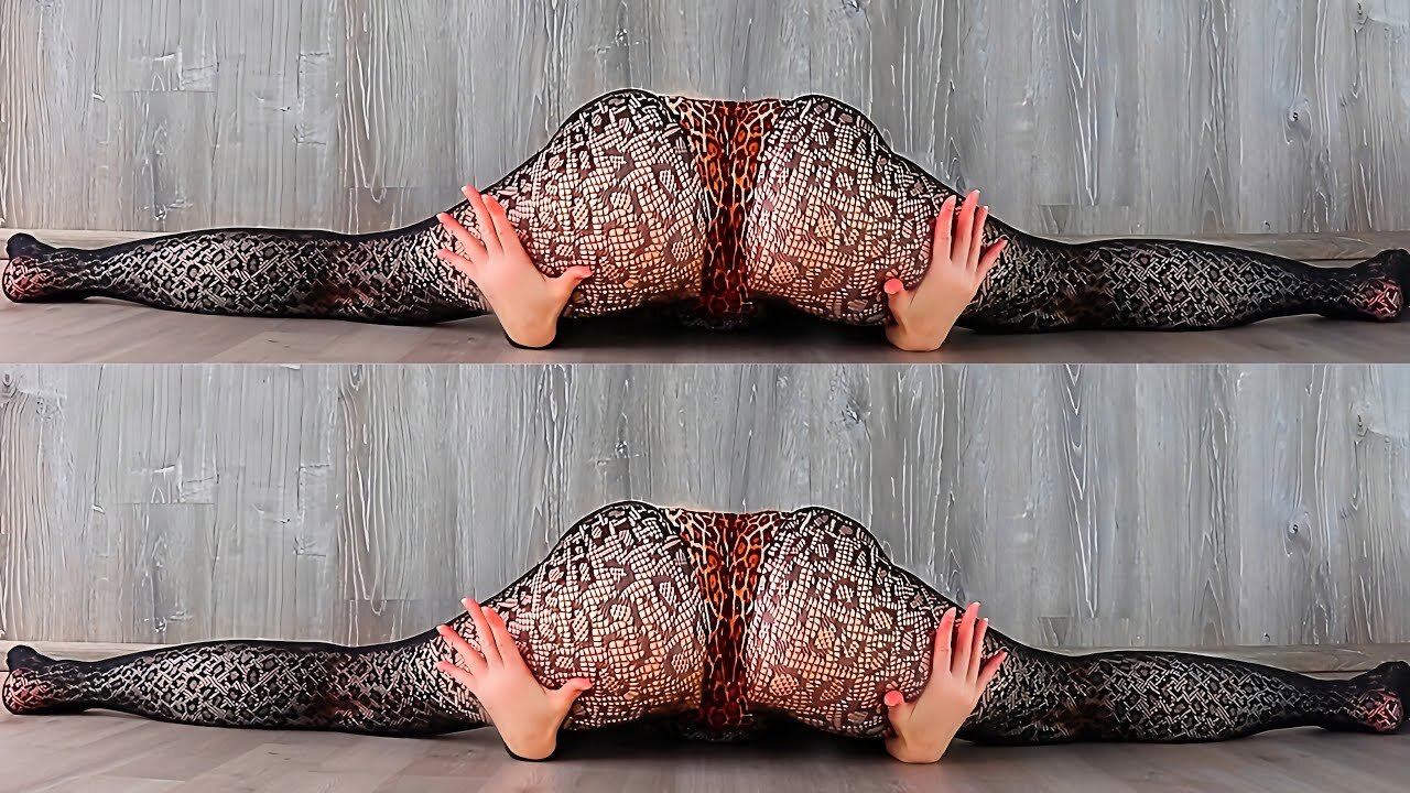 Yoga Time — Middle Splits😍