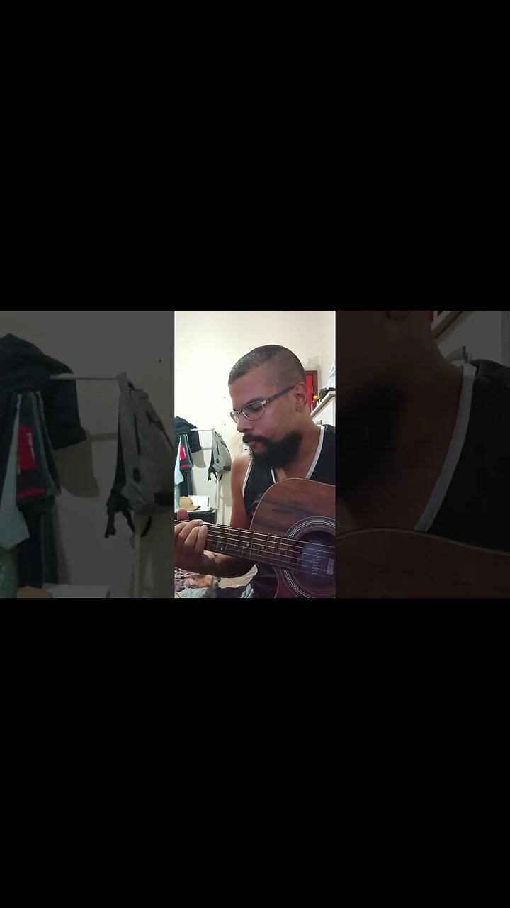 Alefão - Tocando Violão freestyle #13 | Improvisando no #shorts