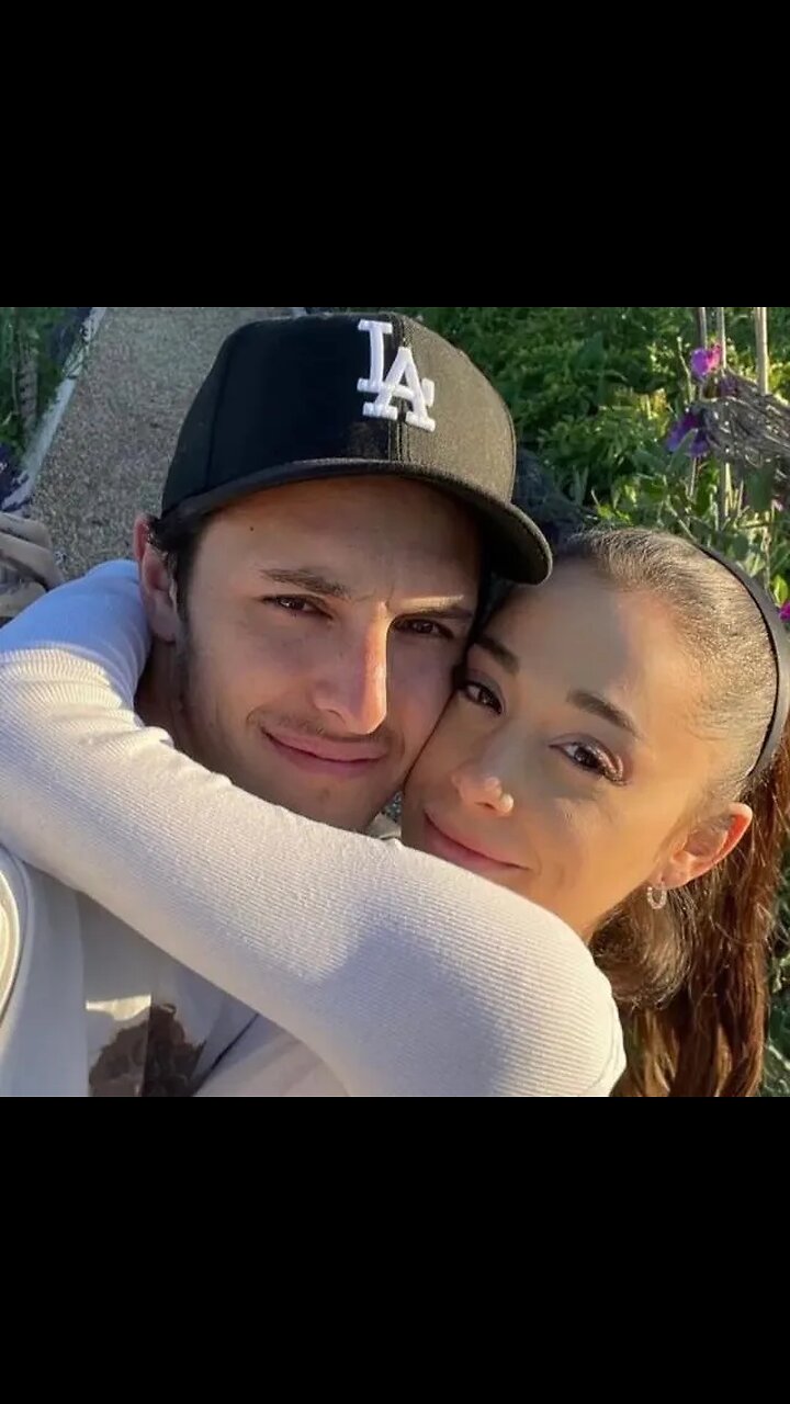 Arianas $1.25M Divorce Deal ππ°