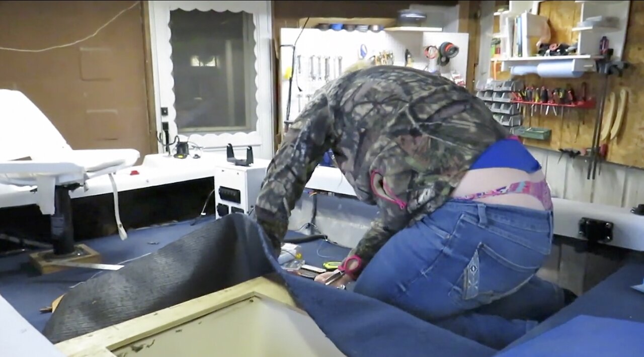 L&M Country Living - Thong Slip Compilation