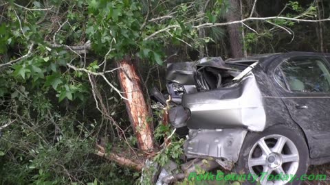 DRIVER IN CRITICAL CONDITION AFTER SLAMMING BACKWARDS INTO TREE, WAKEFIELD TEXAS, 05/17/24...