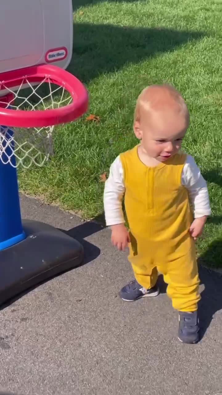 Jordan dunking