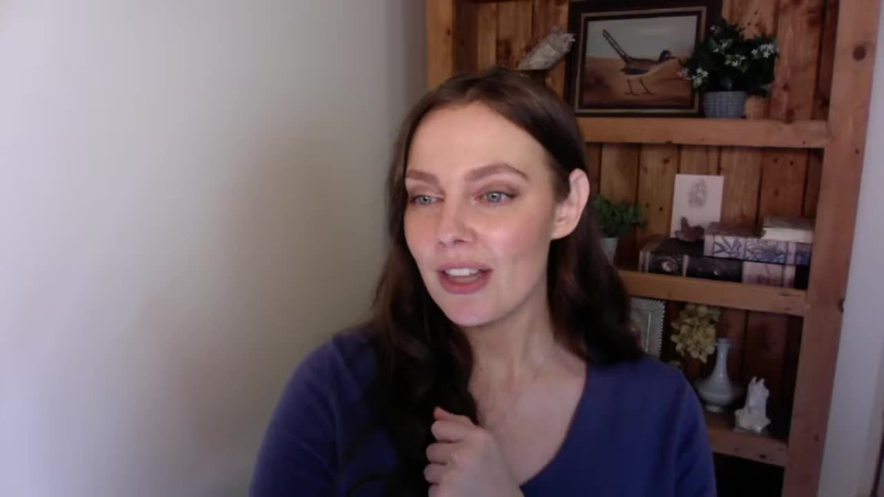 December Disclosure: The Galactic Federation, Mars Colonization, Space Jesus? | Gigi Young