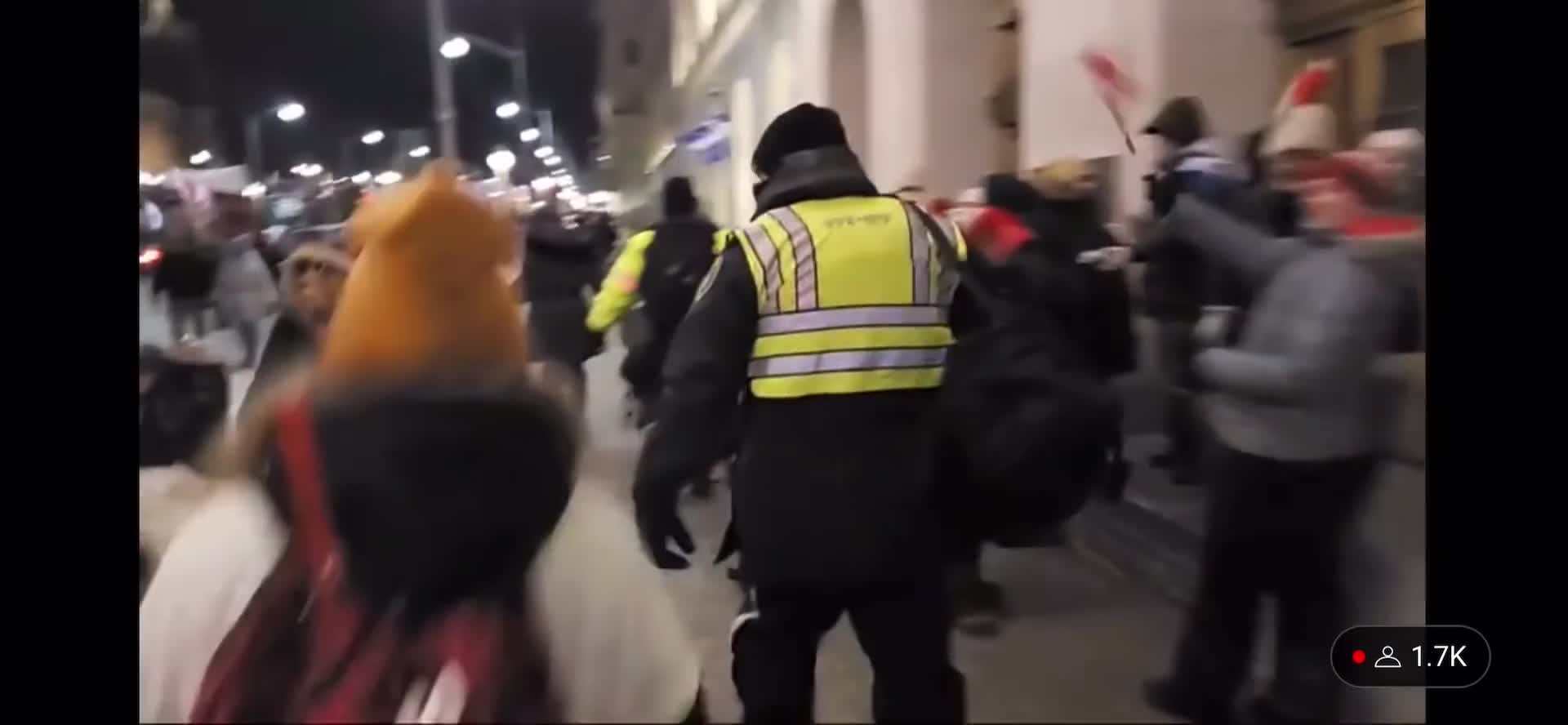ARE THE CANADIAN RCMP CONSPIRING WITH ANTIFA TO START A RIOT!