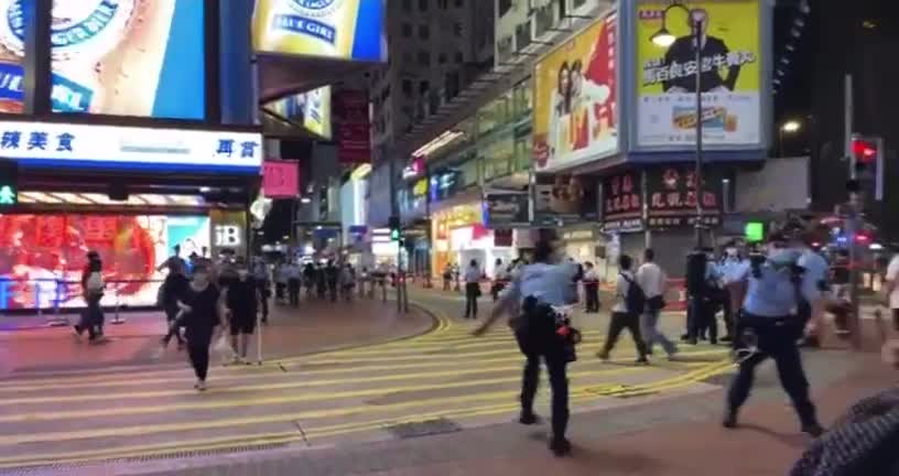 man attacked HKPC @CWB