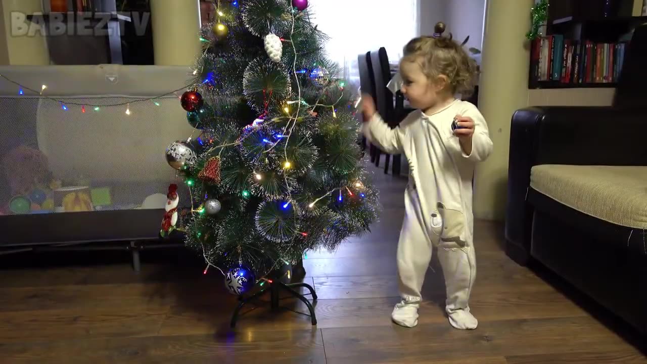 Cute Baby Grinch vs Christmas Tree - Babys First Christmas 2023 Fail