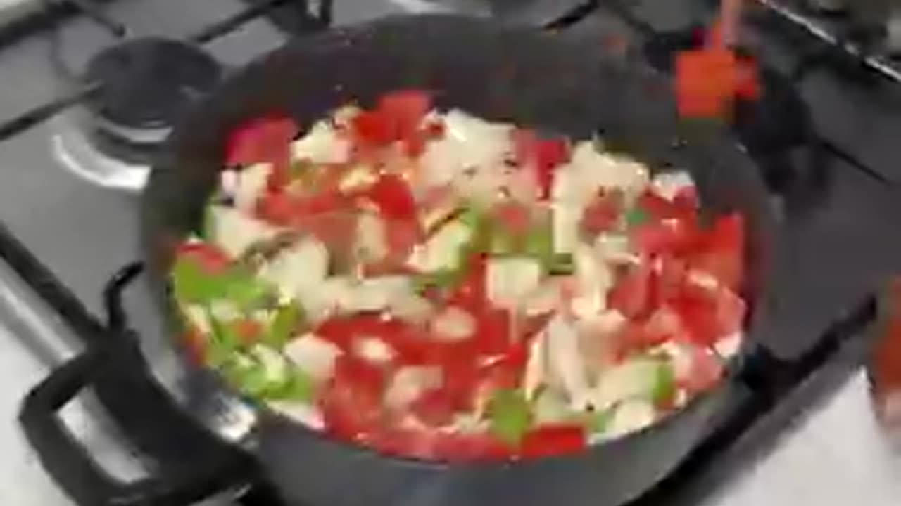 This insanely delicious Turkish dish is bound to ignite anyones taste buds! ❤️