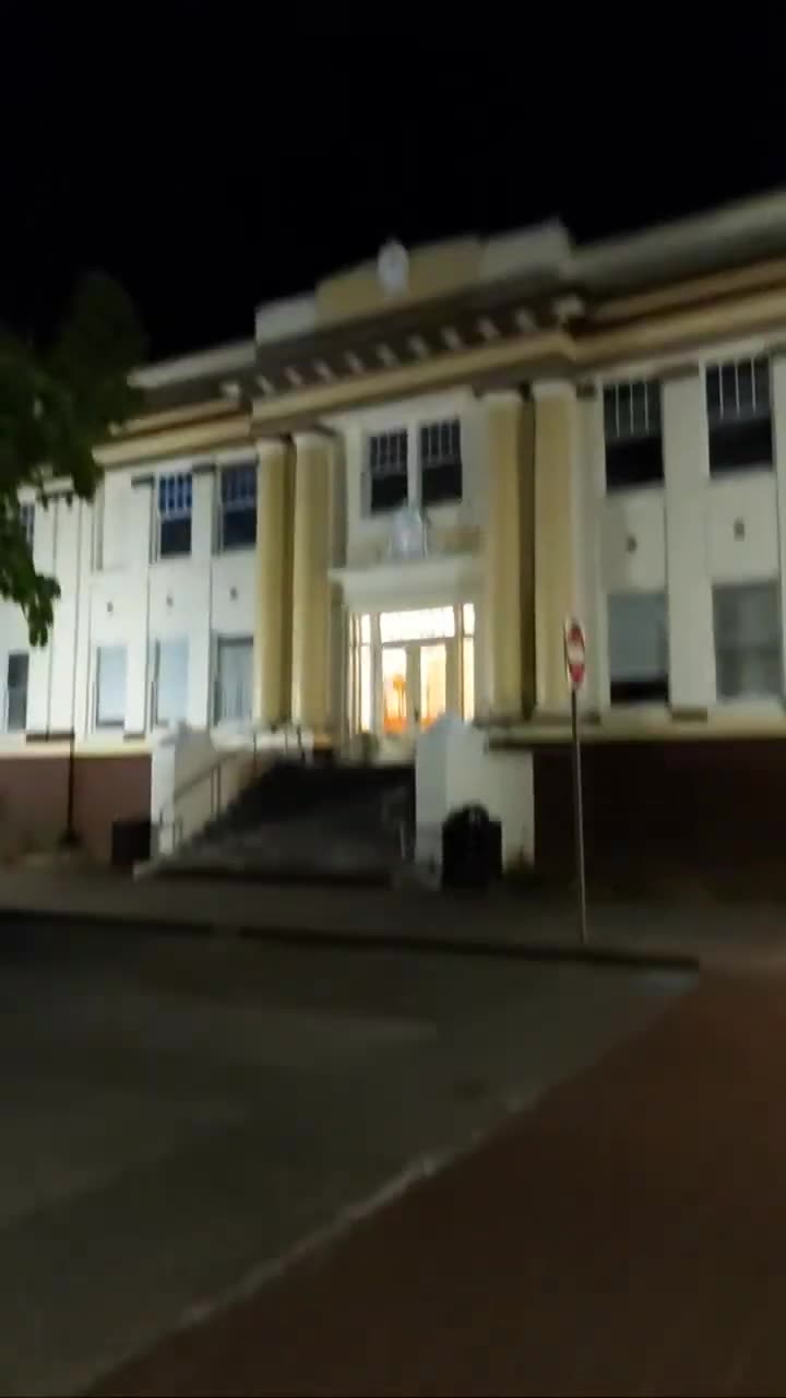 Downtown Coos Bay at Night 👻 #nighttime #coosbay #walking
