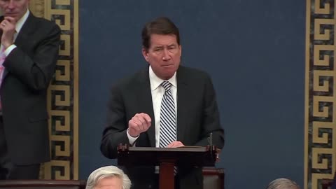 Senator Bill Hagerty introduces amendment to stop Biden from flying illegals INTO America
