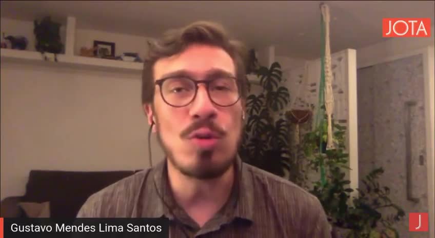 Gustavo Mendes, Gerente da Anvisa afirma que as vacinas é um produto é EXPERIMENTAL